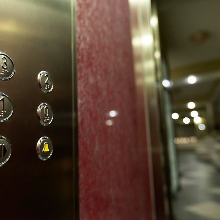 Prestige Boutique Hotel Craiova Exterior foto