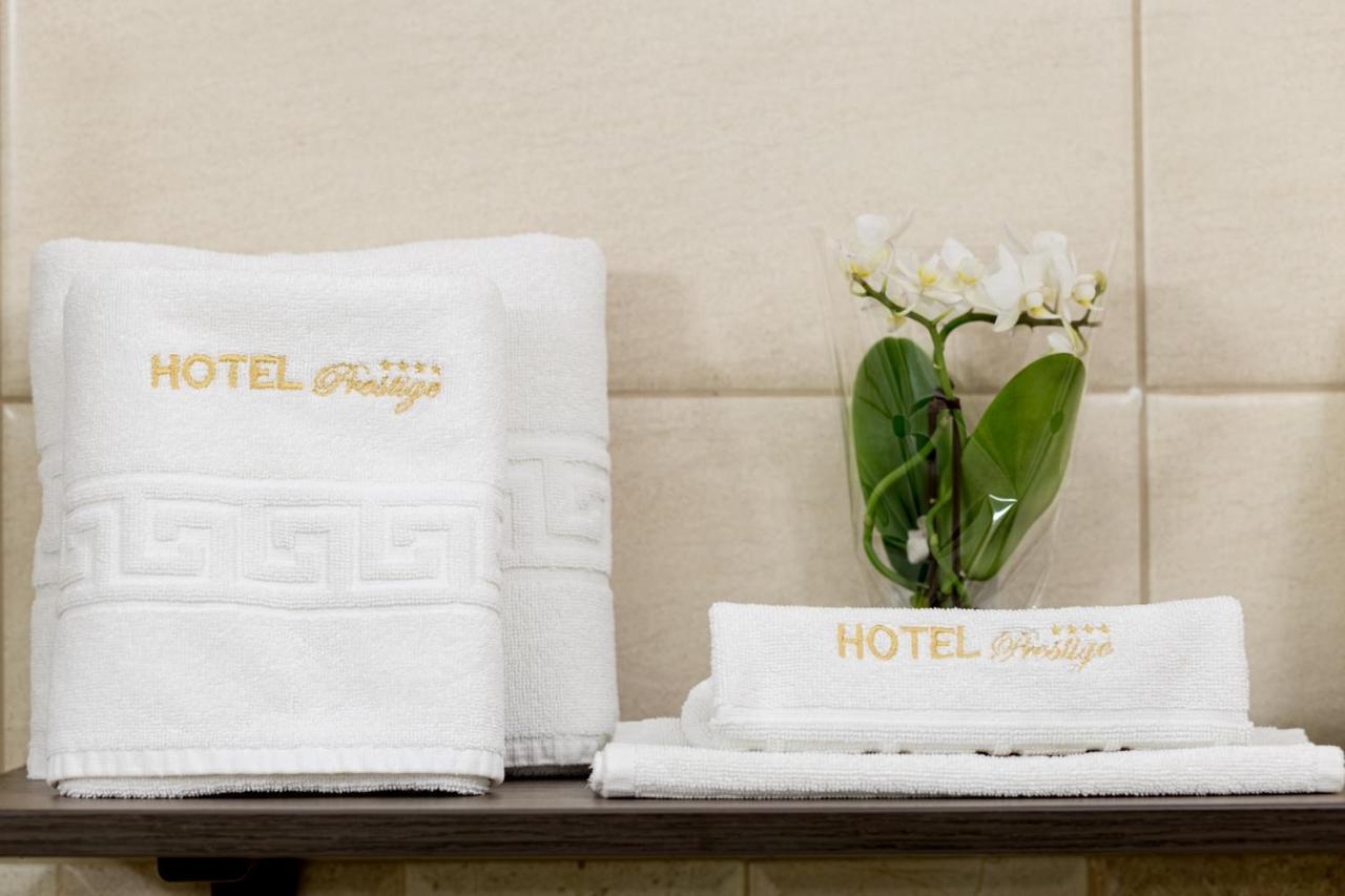 Prestige Boutique Hotel Craiova Exterior foto