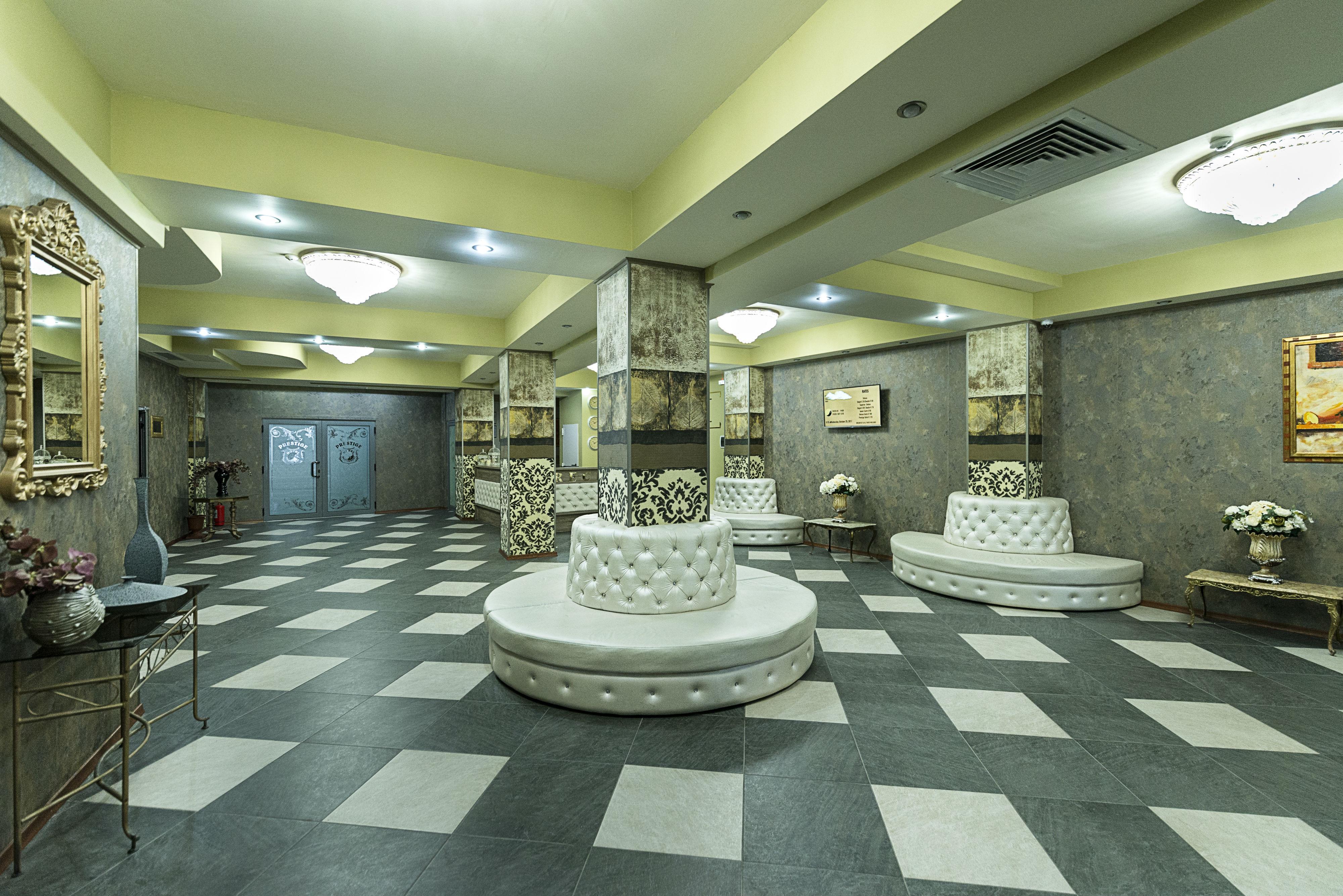 Prestige Boutique Hotel Craiova Exterior foto