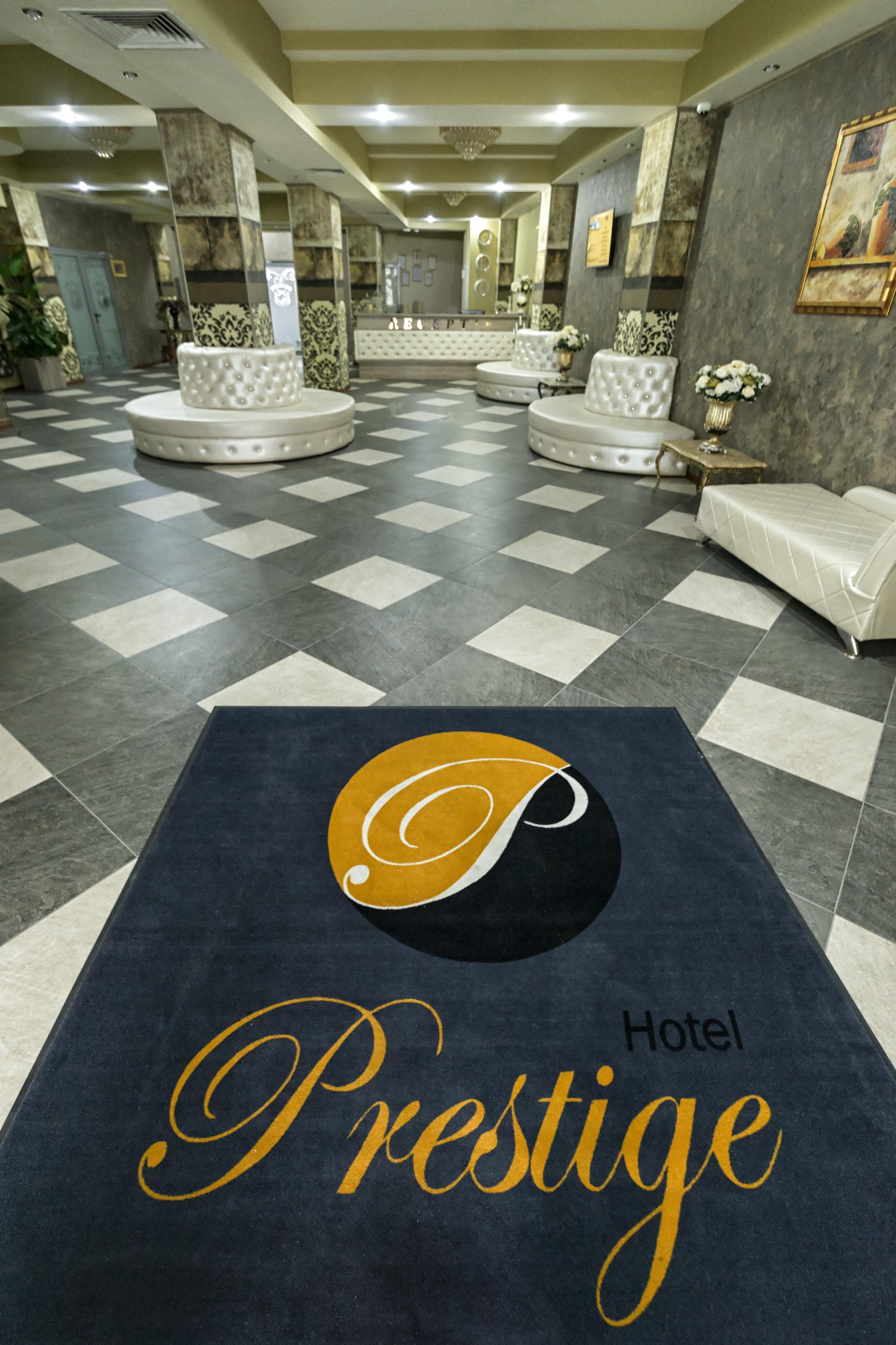 Prestige Boutique Hotel Craiova Exterior foto